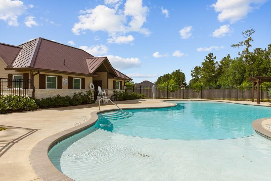 231 Springfield Terrace Court, Conroe, Texas image 24