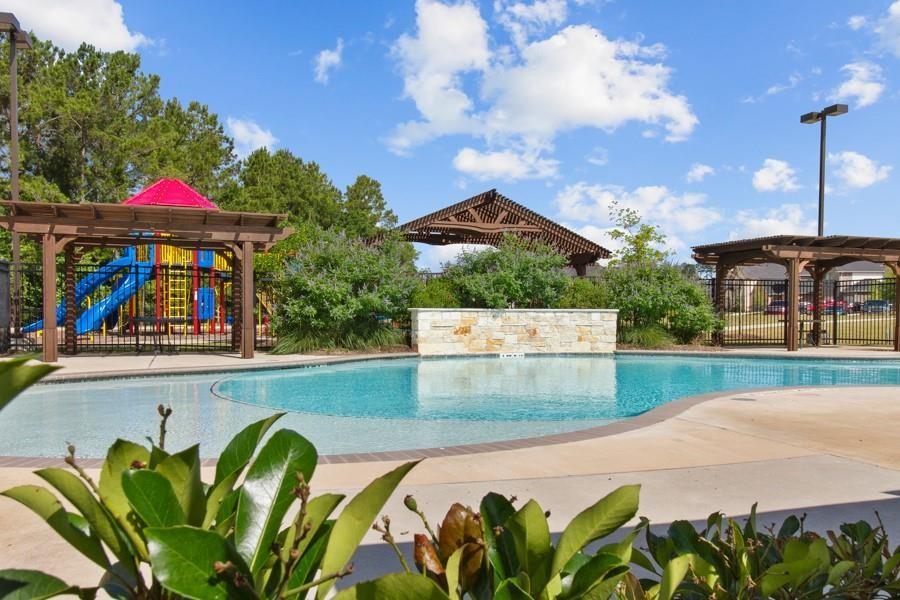 231 Springfield Terrace Court, Conroe, Texas image 23
