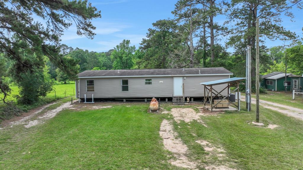 1000 W Dalton Road, Coldspring, Texas image 17