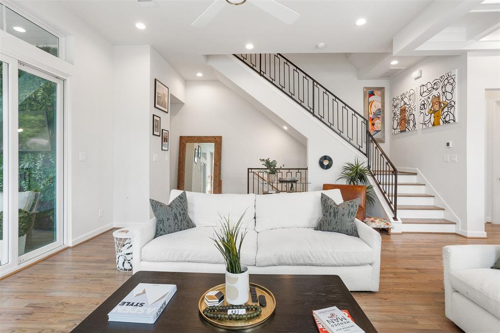 4504 Yupon Street, Houston, Texas image 7