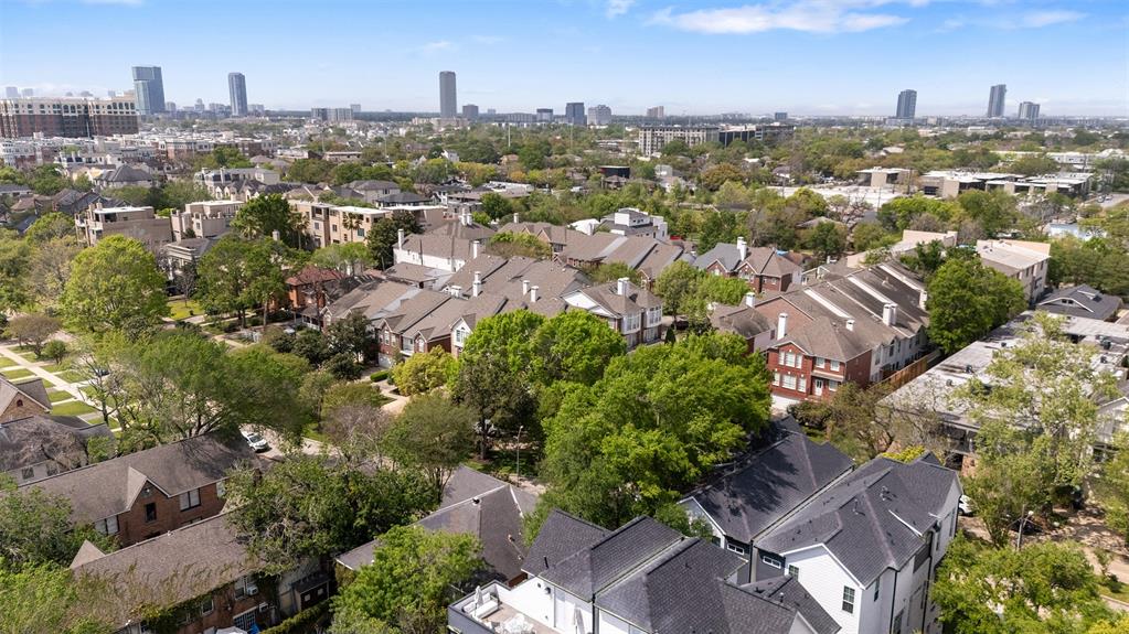 4504 Yupon Street, Houston, Texas image 38
