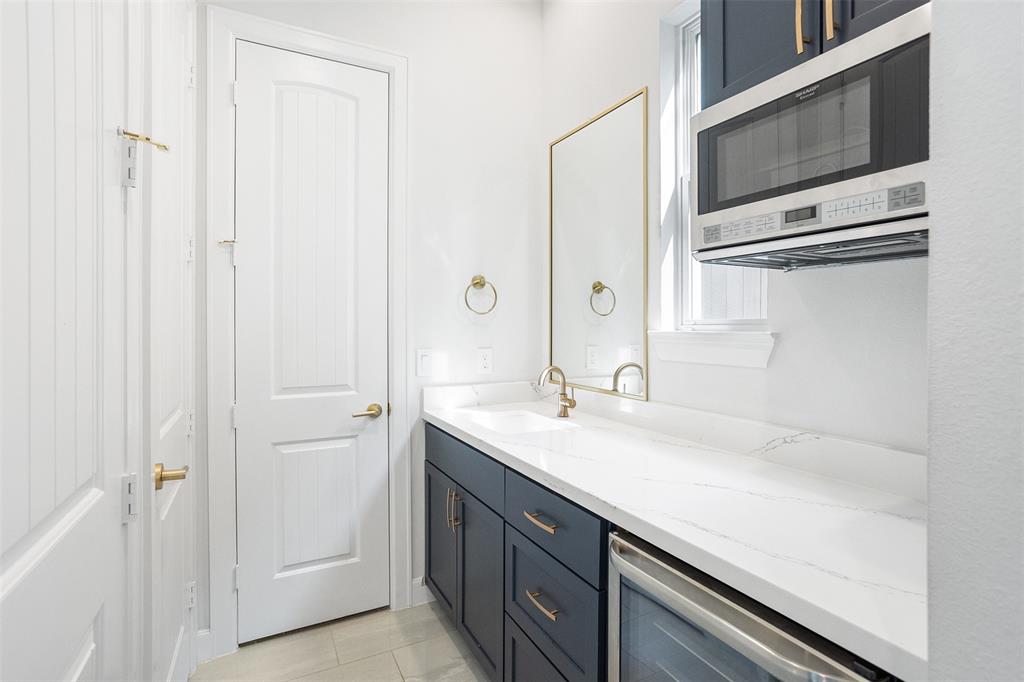 4504 Yupon Street, Houston, Texas image 35