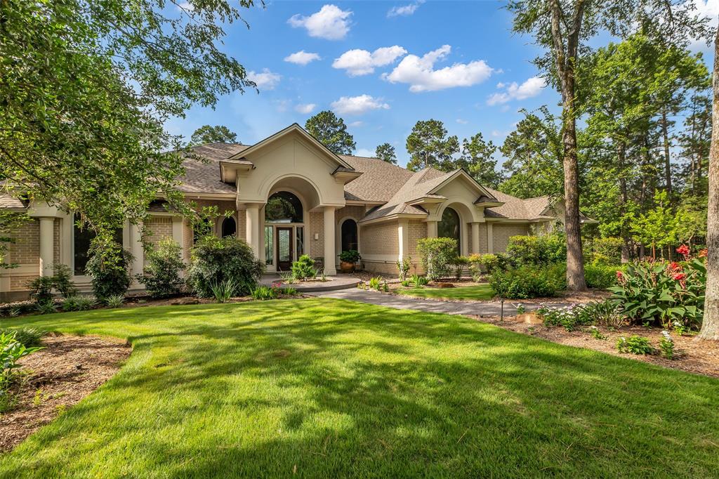 11 Bracebridge Drive