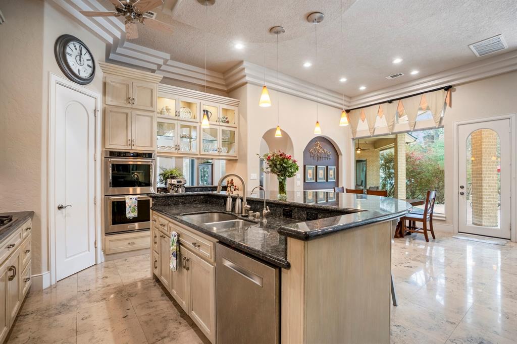 11 Bracebridge Drive, The Woodlands, Texas image 21