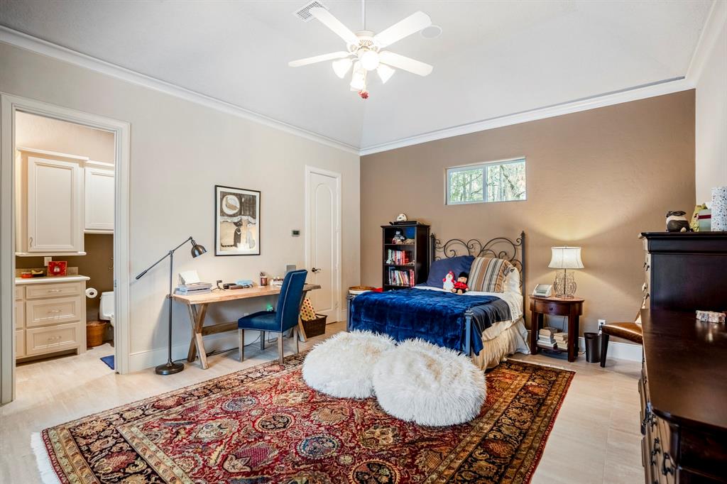 11 Bracebridge Drive, The Woodlands, Texas image 37