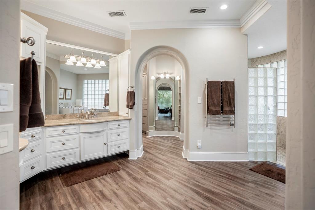 11 Bracebridge Drive, The Woodlands, Texas image 12