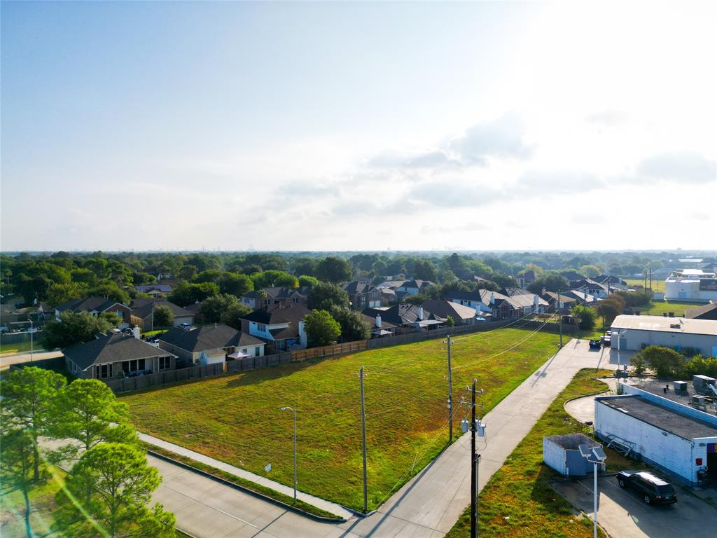 Farrington Boulevard, La Porte, Texas image 1