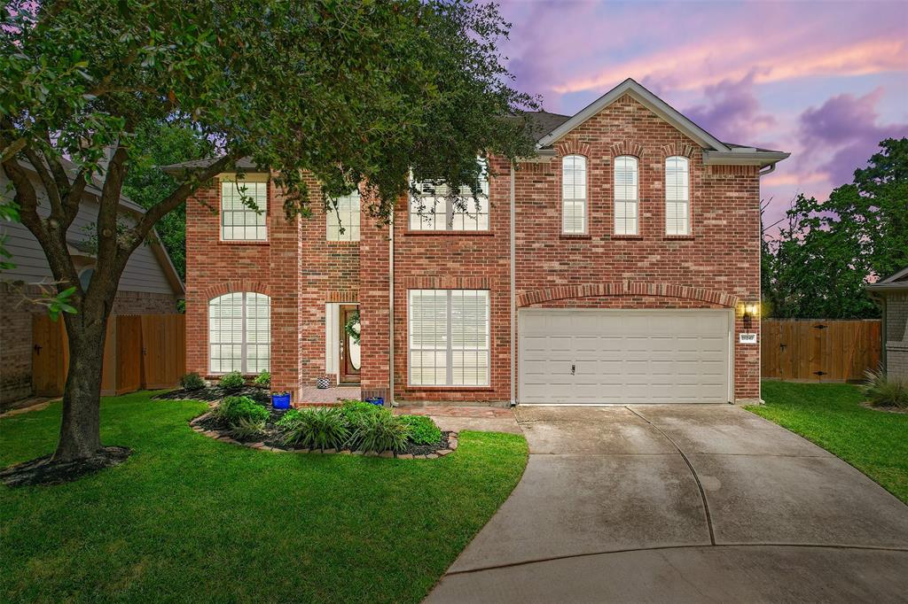 property-search 1 21247 Albany Park Lane