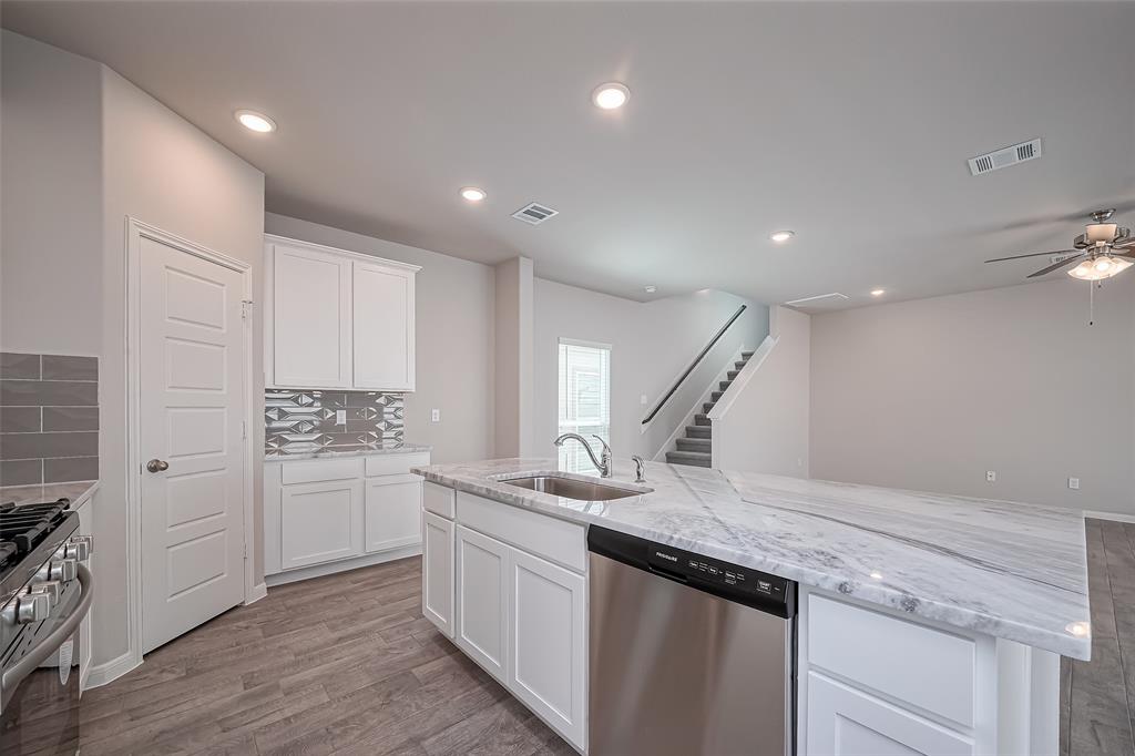 24711 Sonora Crescent Circle, Huffman, Texas image 10