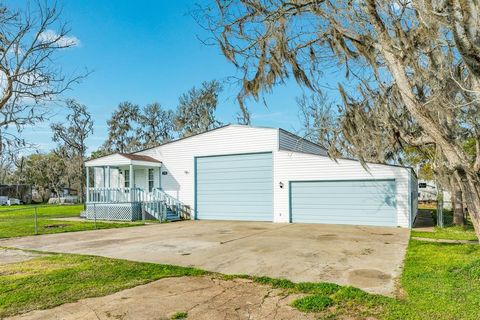 A home in Brazoria