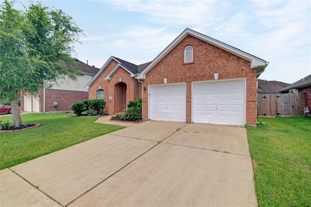 16814 Tower Ridge, Friendswood, Texas image 4