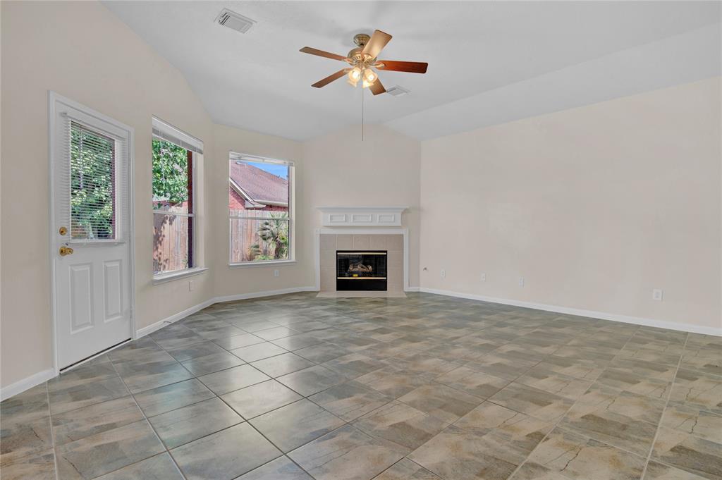 16814 Tower Ridge, Friendswood, Texas image 24