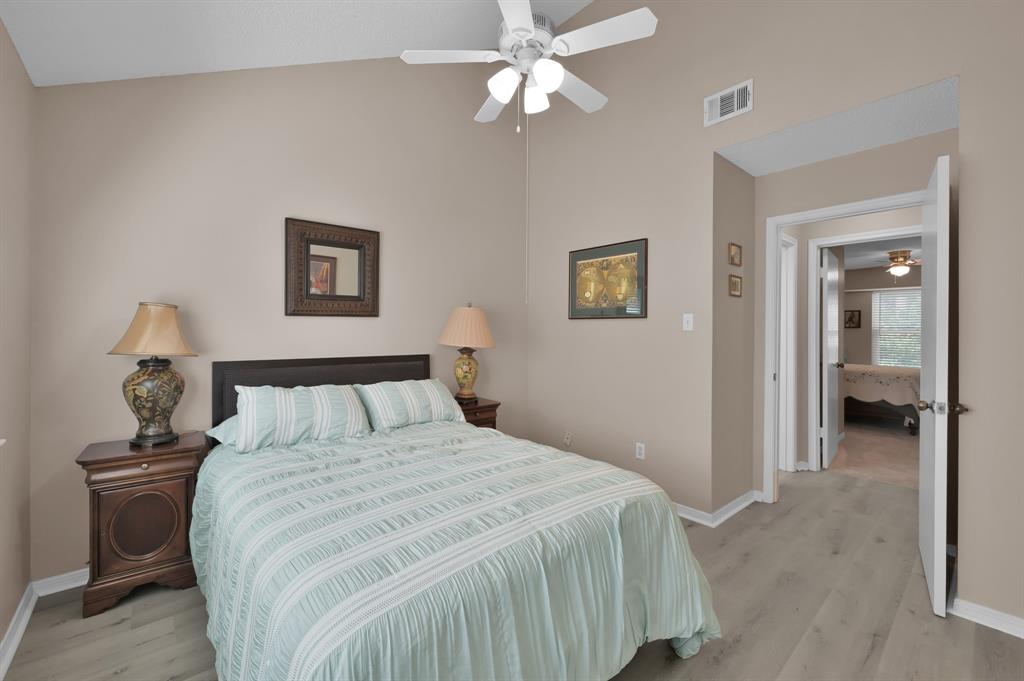 16 N Summer Star Court, The Woodlands, Texas image 30