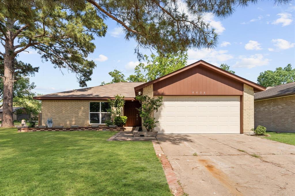 4434 Falcon Meadow Drive, Katy, Texas image 2