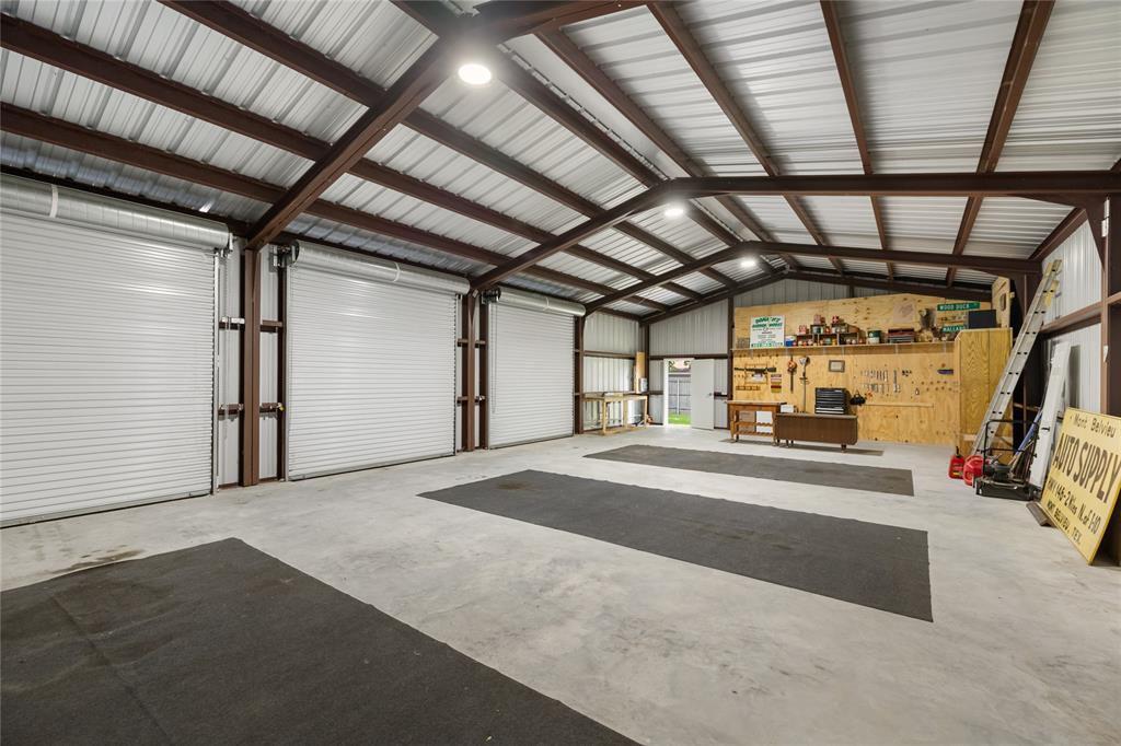 1209 Kansas Avenue, Anahuac, Texas image 19