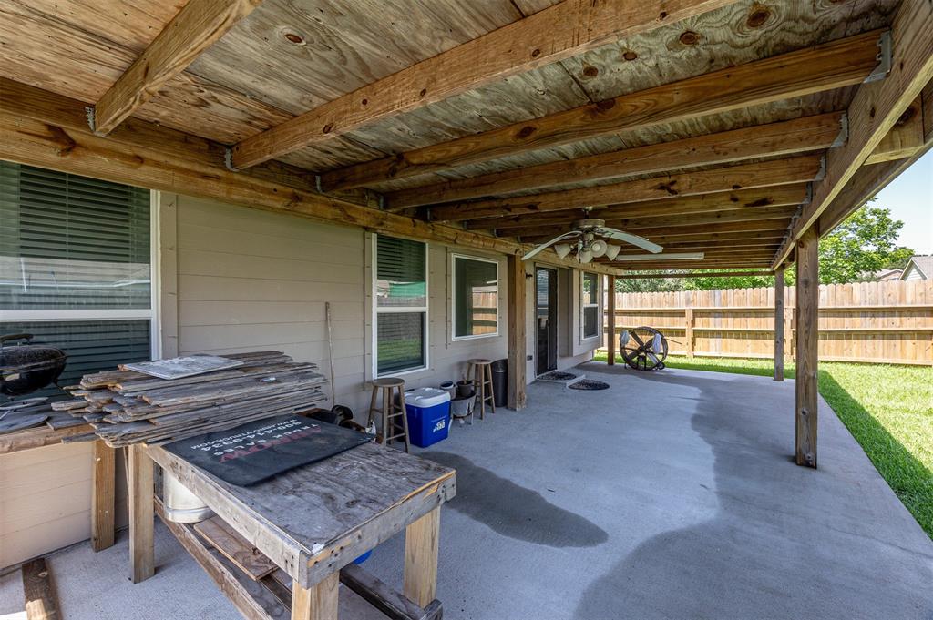 3803 Hunters Trail, Baytown, Texas image 29