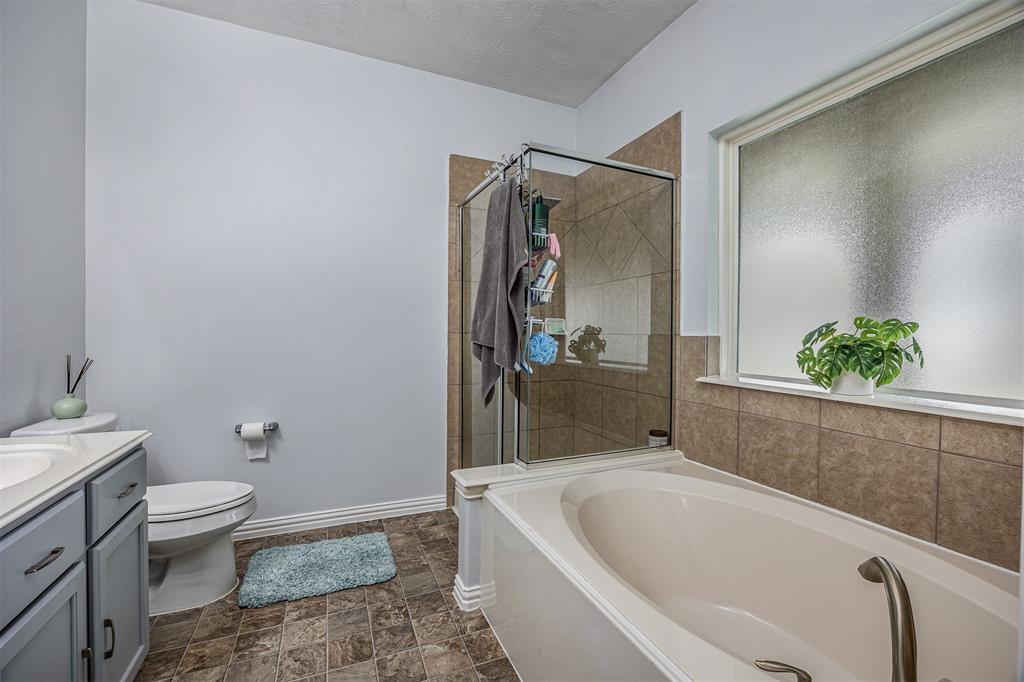 3803 Hunters Trail, Baytown, Texas image 22