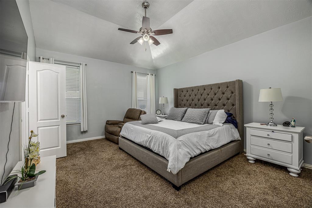 3803 Hunters Trail, Baytown, Texas image 18