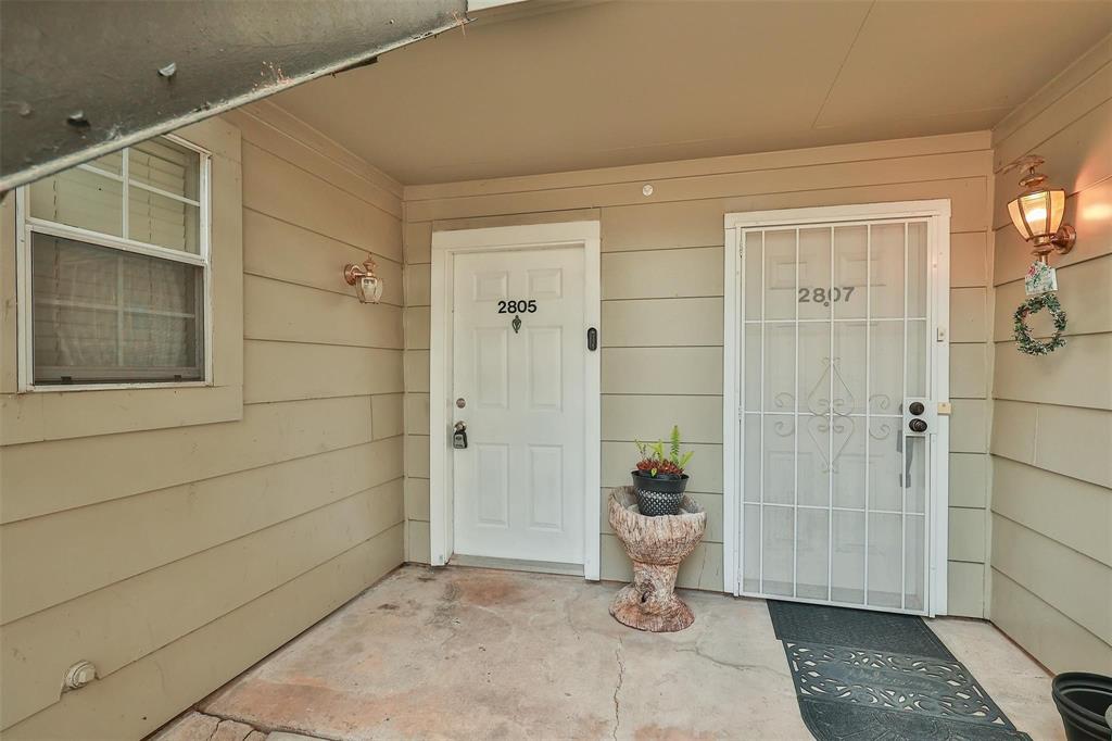 2800 Jeanetta Street 2805