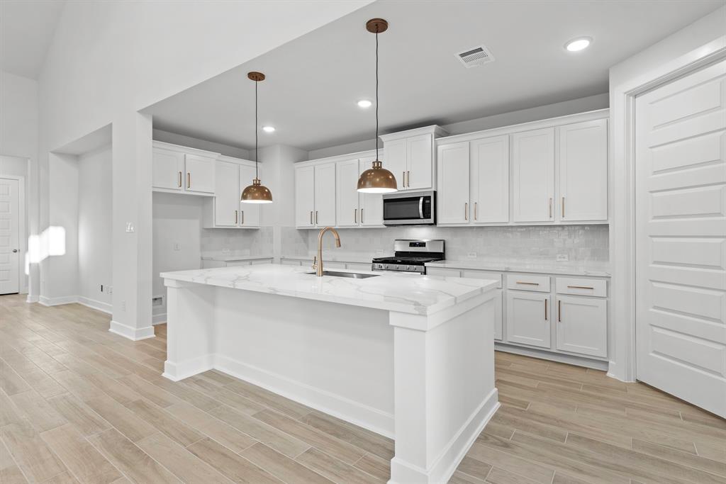 28807 Escarpment Trail