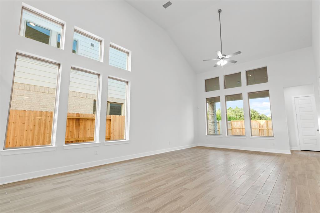 28807 Escarpment Trail