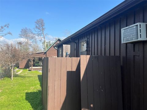 A home in Onalaska