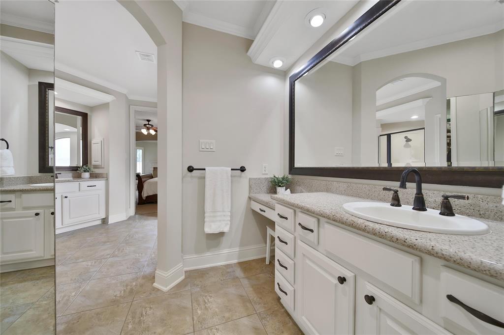 5714 Spring River Lane, Fulshear, Texas image 24