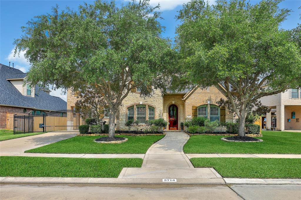 5714 Spring River Lane, Fulshear, Texas image 2