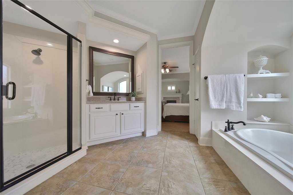 5714 Spring River Lane, Fulshear, Texas image 26