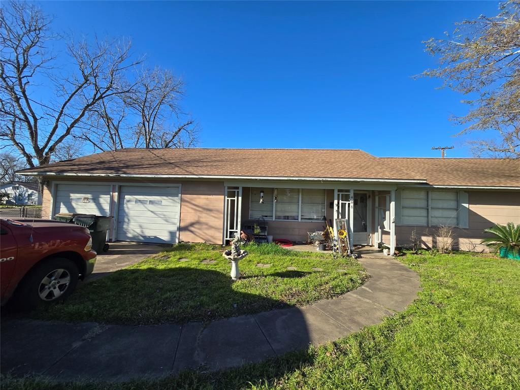 406 W North Street, Weimar, Texas image 1