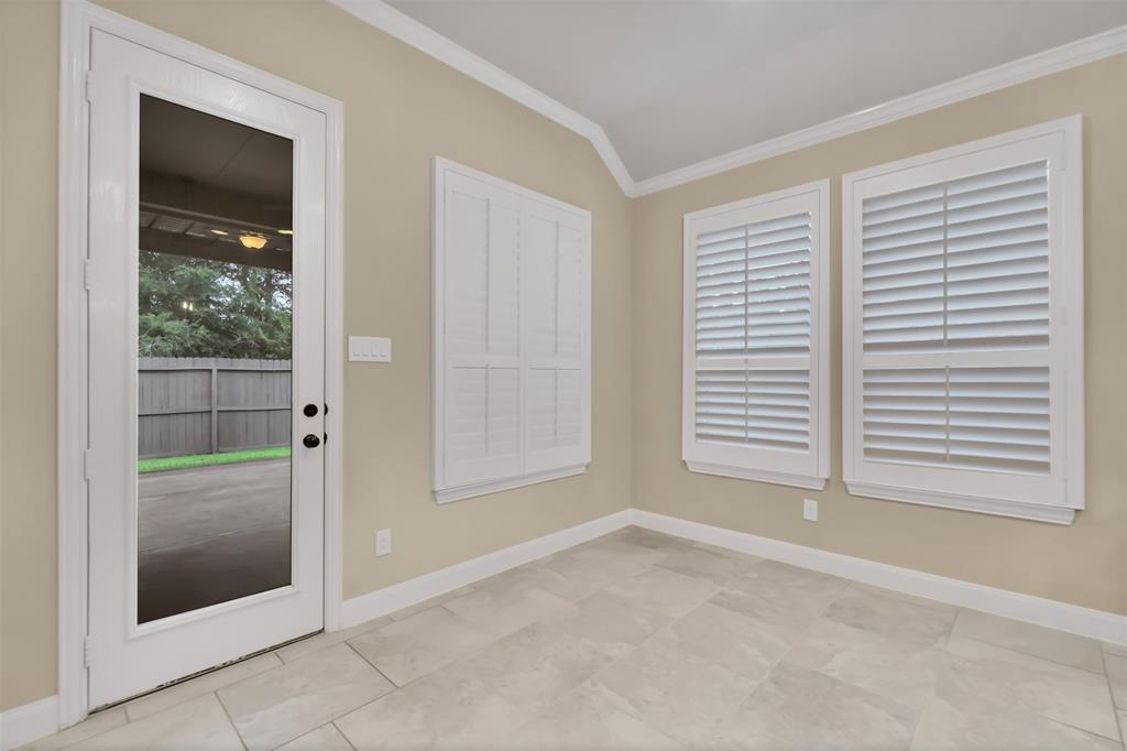 78 Lindenberry Circle, Spring, Texas image 10