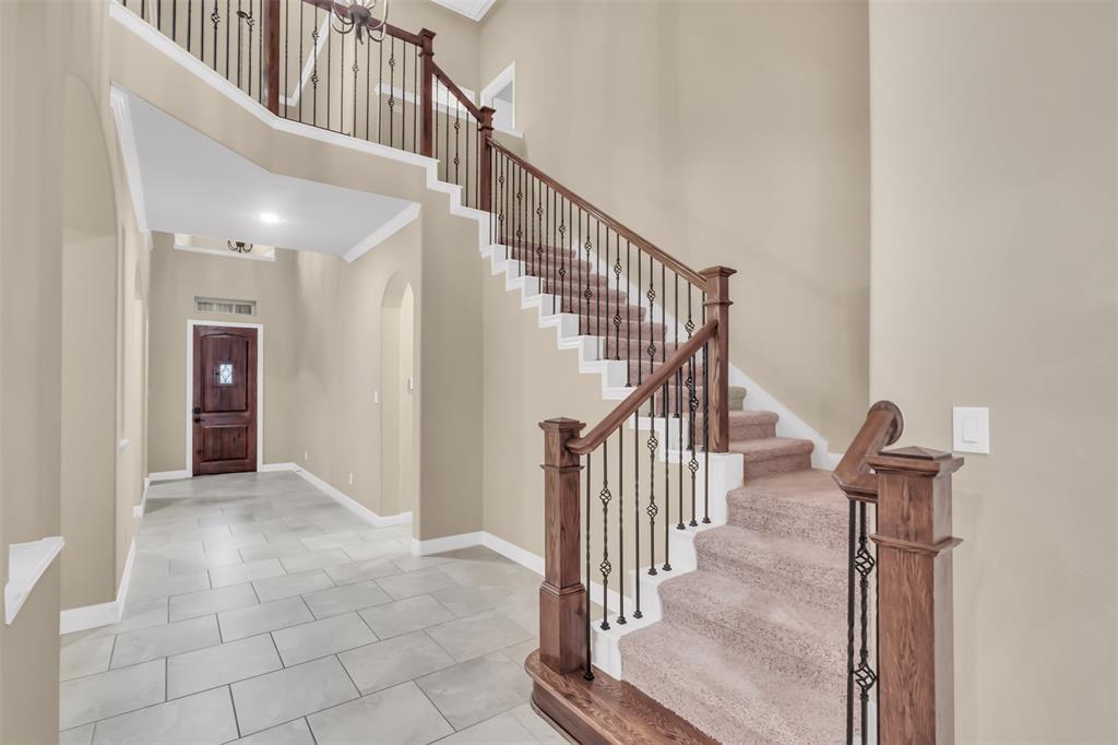 78 Lindenberry Circle, Spring, Texas image 3
