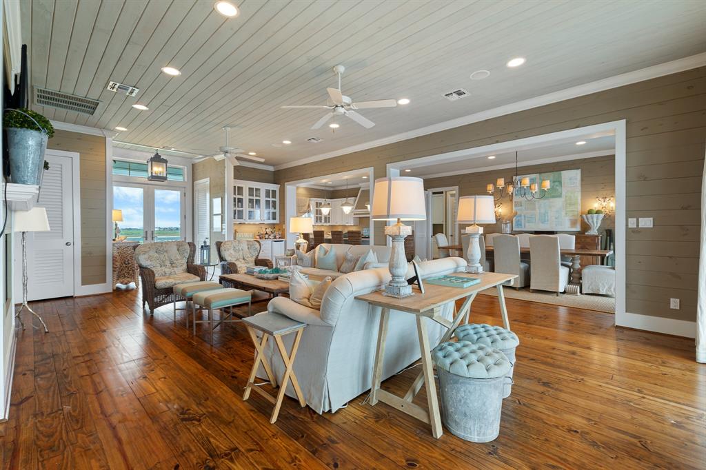 2910 11 Mile Road, Galveston, Texas image 4