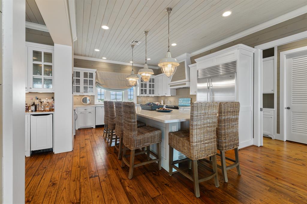 2910 11 Mile Road, Galveston, Texas image 11