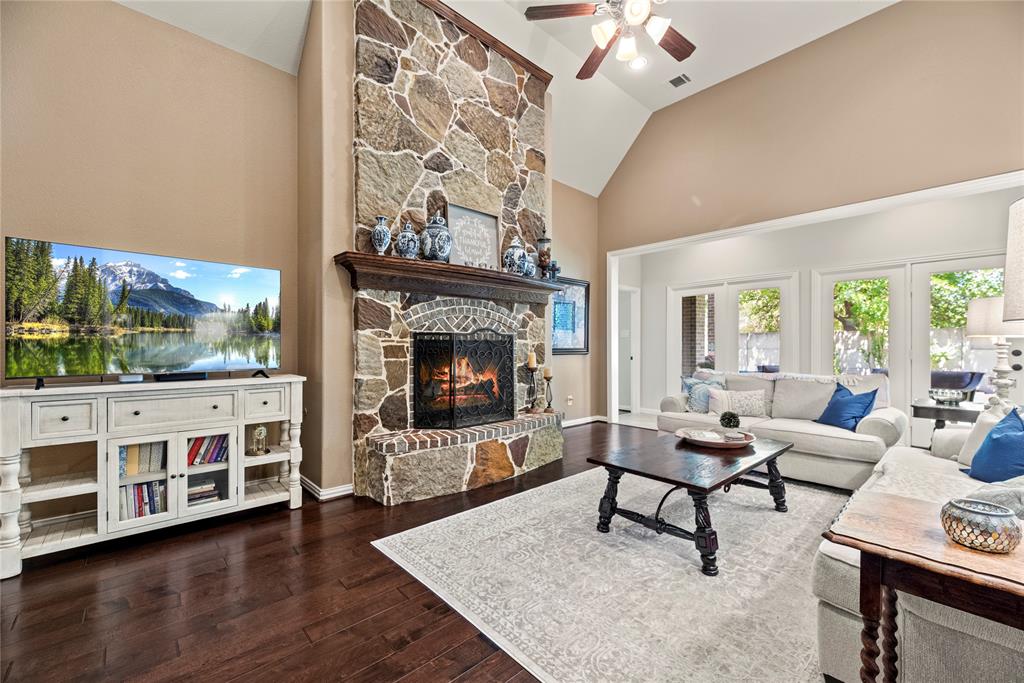 15019 Turquoise Mist Drive, Cypress, Texas image 6