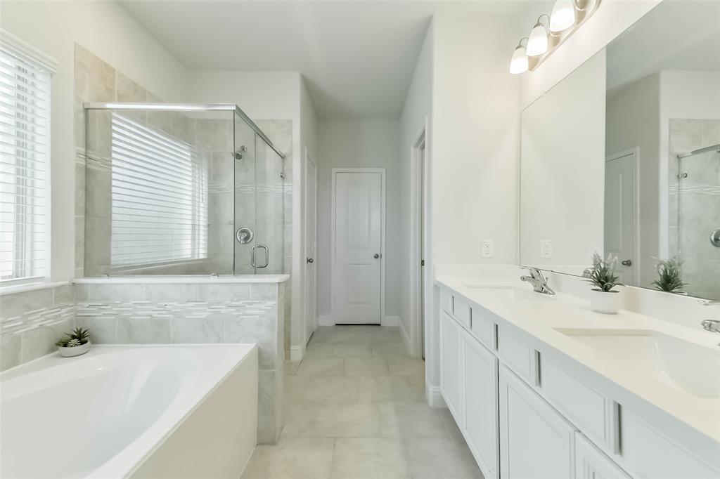 20002 Roan Ardennes Lane, Tomball, Texas image 20