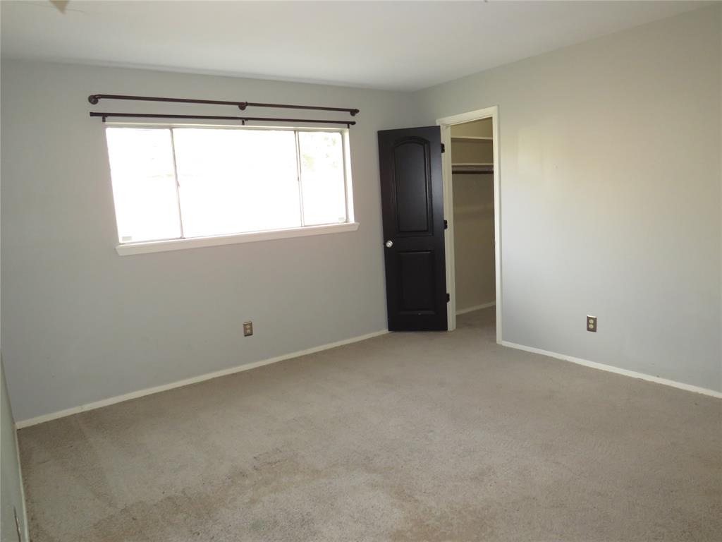 5107 Tashkent Drive, Friendswood, Texas image 10