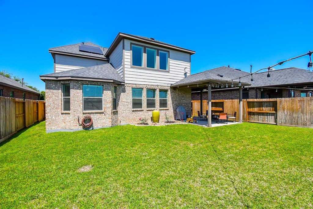 27223 Buffalo Hills Lane, Fulshear, Texas image 32