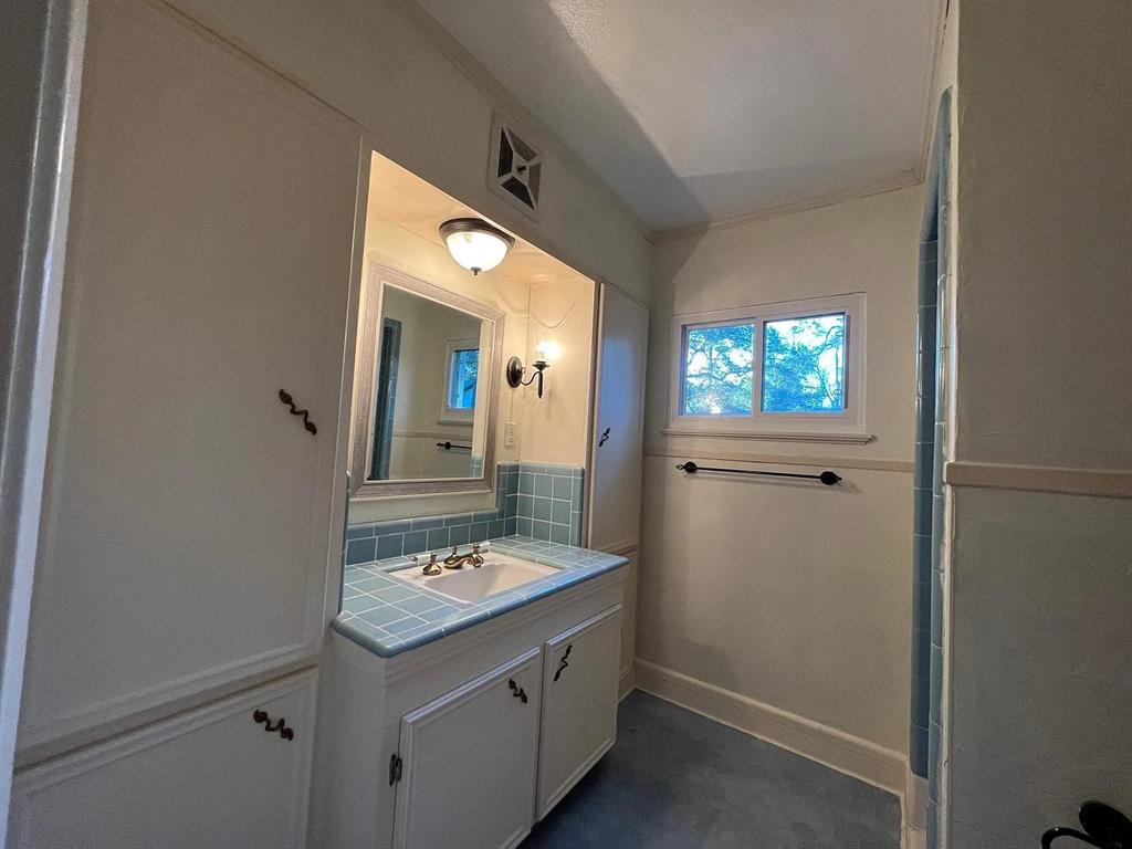 595 Hooks Avenue, Beaumont, Texas image 10