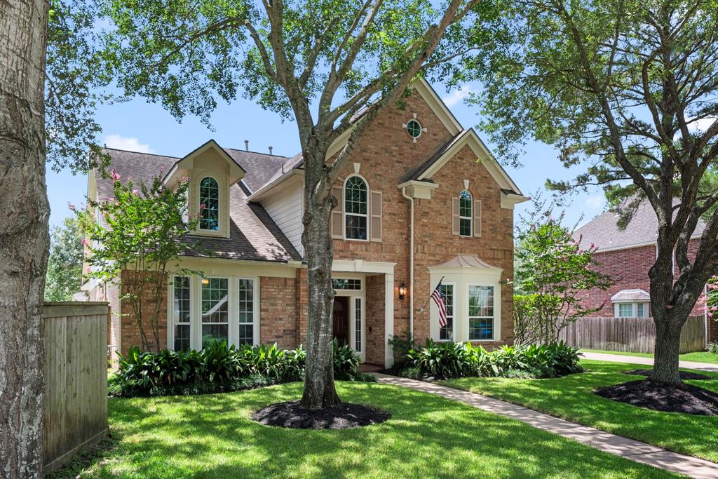 1922 Stormcroft Circle