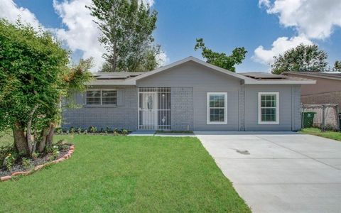 11307 Bay Cedar Dr, Houston, TX 77048 - #: 85939157
