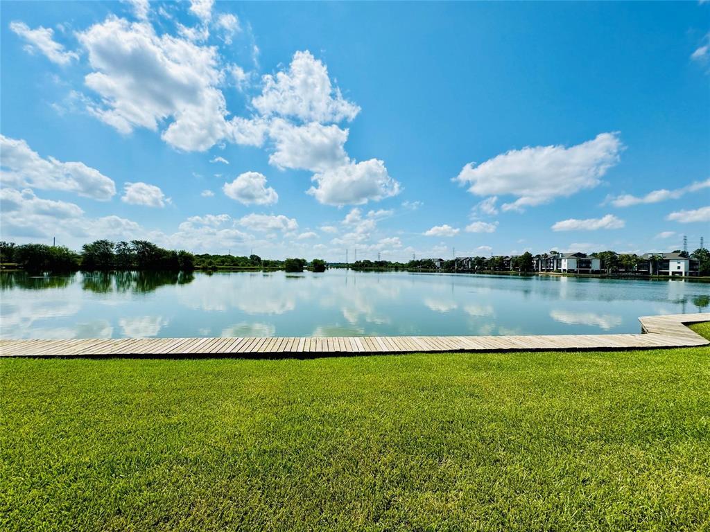 18800 Egret Bay Boulevard #210, Webster, Texas image 16