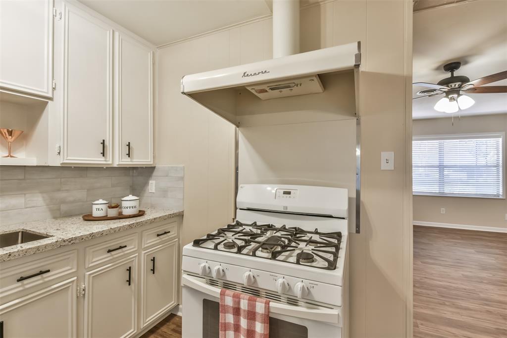 6738 Underhill Street, Houston, Texas image 6