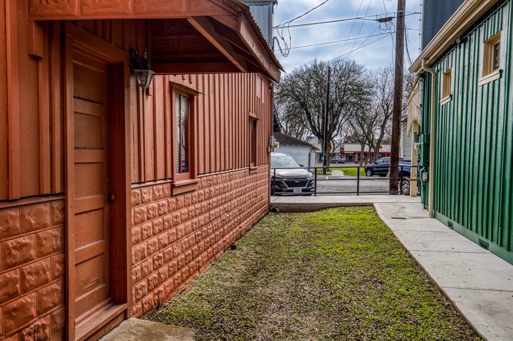 112 N Live Oak Street, Fayetteville, Texas image 31