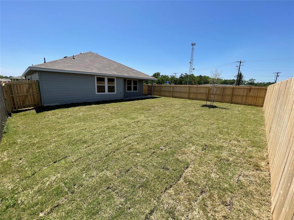 105 Rockbridge Drive, Huntsville, Texas image 11