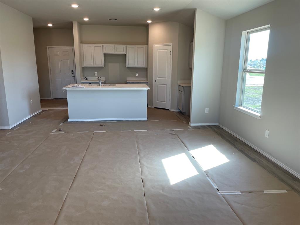 105 Rockbridge Drive, Huntsville, Texas image 5