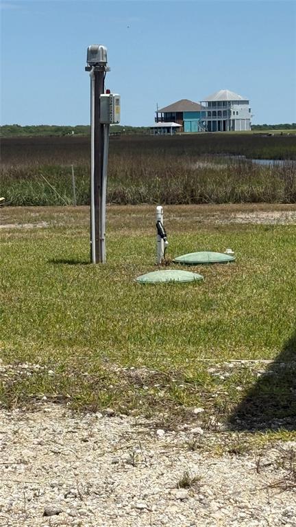 1326 N Tinkle Lane, Crystal Beach, Texas image 3