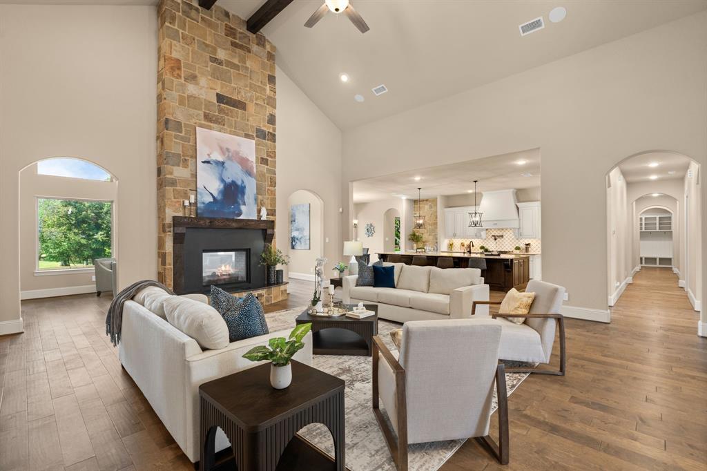 8503 Woods Hollow Trail, Fulshear, Texas image 10