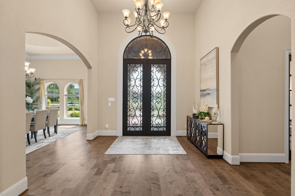 property-search 4 8503 Woods Hollow Trail