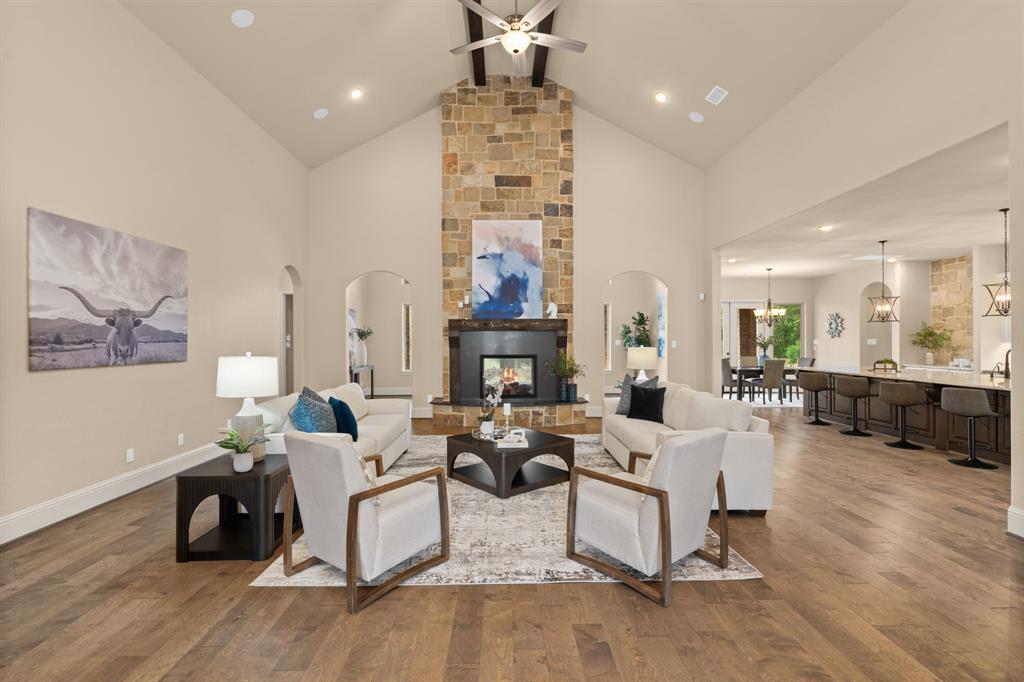 8503 Woods Hollow Trail, Fulshear, Texas image 8